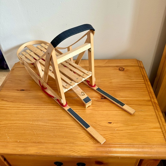 American Girl Bred to Sled, Sled Ahead Set - Sleigh, Red Winter, Husky Dog Snow - Picture 10 of 13